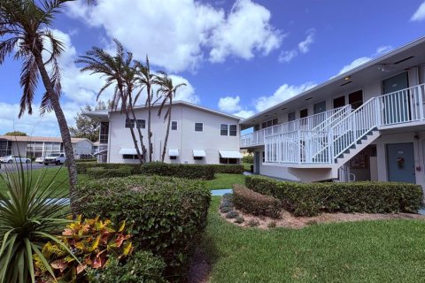 Condominio en venta en Boynton Beach, Florida, 1 dormitorio, 65.5 m2 № 2245644 - foto 2