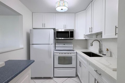 Condominio en venta en Boynton Beach, Florida, 1 dormitorio, 65.5 m2 № 2245644 - foto 9