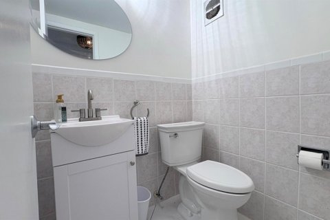 Condominio en venta en Boynton Beach, Florida, 1 dormitorio, 65.5 m2 № 2245644 - foto 12