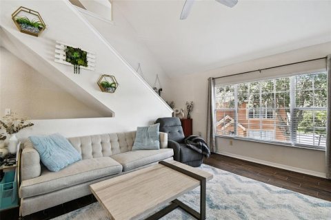 Condo in Tampa, Florida, 2 bedrooms № 2218214 - photo 22