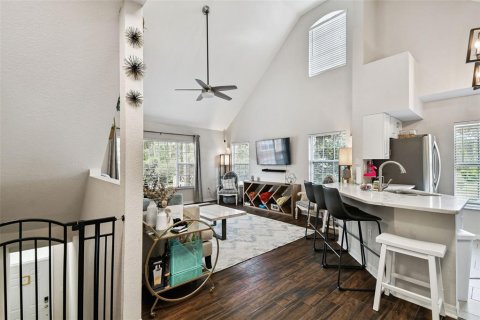 Condo in Tampa, Florida, 2 bedrooms № 2218214 - photo 6