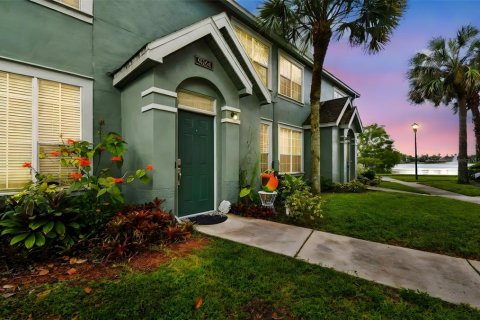 Condo in Tampa, Florida, 2 bedrooms № 2218214 - photo 3