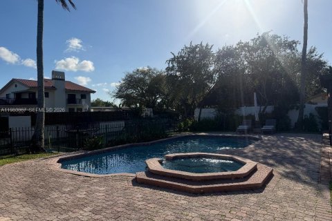 Снять в аренду виллу или дом в Майами, Флорида 3 спальни, 143.91м2, № 2044178 - фото 5