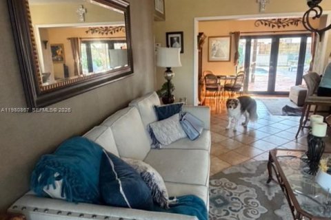 Снять в аренду виллу или дом в Майами, Флорида 3 спальни, 143.91м2, № 2044178 - фото 12