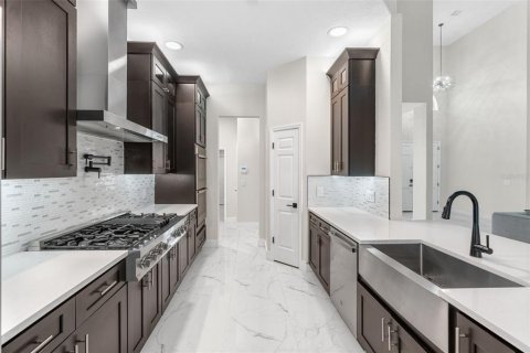 Villa ou maison à vendre à Windermere, Floride: 5 chambres, 311.78 m2 № 2339428 - photo 18