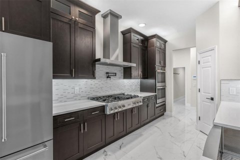 Villa ou maison à vendre à Windermere, Floride: 5 chambres, 311.78 m2 № 2339428 - photo 17