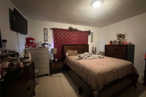Condo in North Miami, Florida, 1 bedroom  № 1714228 - photo 10