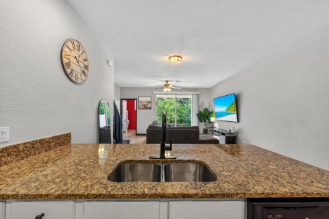 Touwnhouse à vendre à Stuart, Floride: 3 chambres, 143.26 m2 № 2242773 - photo 7