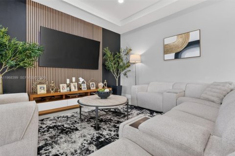 Villa ou maison à vendre à Port St. Lucie, Floride: 4 chambres, 273.88 m2 № 2029848 - photo 25