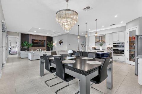 Villa ou maison à vendre à Port St. Lucie, Floride: 4 chambres, 273.88 m2 № 2029848 - photo 10