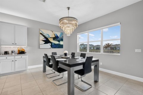 Villa ou maison à vendre à Port St. Lucie, Floride: 4 chambres, 273.88 m2 № 2029848 - photo 17