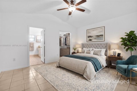 House in Miami Gardens, Florida 4 bedrooms, 153.47 sq.m. № 2072062 - photo 10