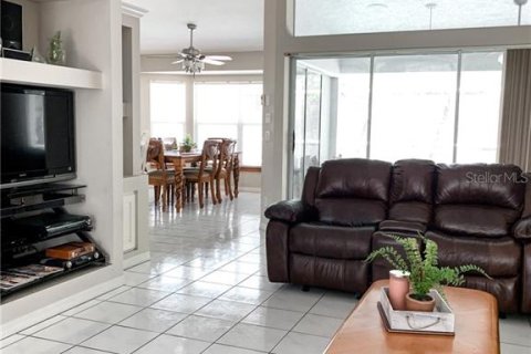 Villa ou maison à louer à Port Charlotte, Floride: 3 chambres, 147.62 m2 № 213793 - photo 23