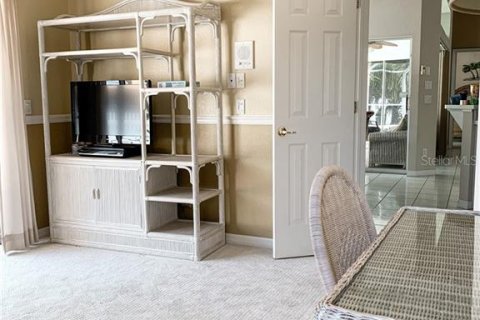 Villa ou maison à louer à Port Charlotte, Floride: 3 chambres, 147.62 m2 № 213793 - photo 5