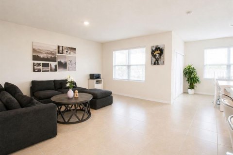 Casa en alquiler en Davenport, Florida, 3 dormitorios, 160.26 m2 № 2221807 - foto 20