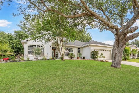 House in Clermont, Florida 4 bedrooms, 183.57 sq.m. № 1681733 - photo 1