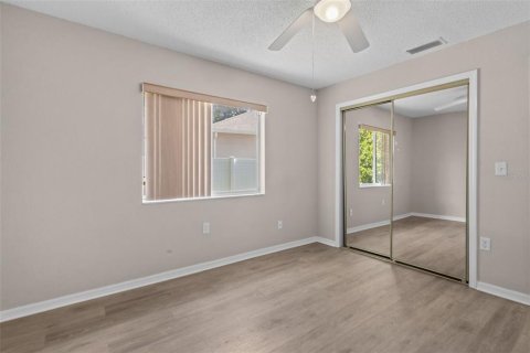 House in Spring Hill, Florida 3 bedrooms, 111.48 sq.m. № 2418992 - photo 22
