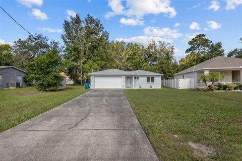 House in Spring Hill, Florida 3 bedrooms, 111.48 sq.m. № 2418992 - photo 30