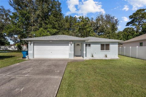 House in Spring Hill, Florida 3 bedrooms, 111.48 sq.m. № 2418992 - photo 28