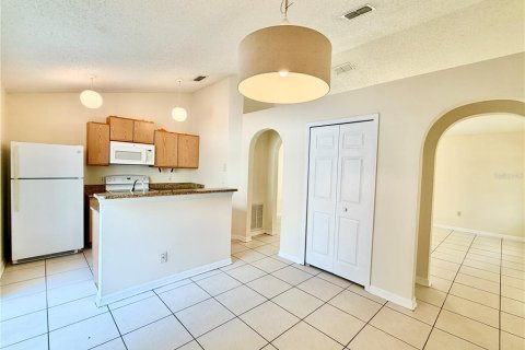 Villa ou maison à louer à Orlando, Floride: 3 chambres, 106.65 m2 № 2113527 - photo 3