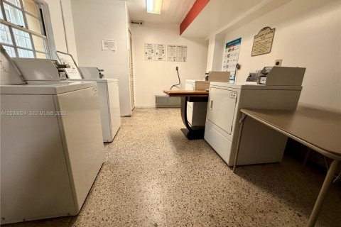 Copropriété à louer à Miami Beach, Floride: 1 chambre, 50.17 m2 № 2397646 - photo 23