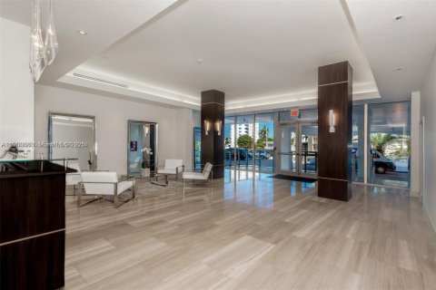 Снять в аренду кондоминиум в Майами-Бич, Флорида 1 спальня, 69.68м2, № 1992531 - фото 20