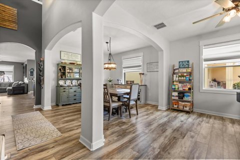 Villa ou maison à vendre à Mount Dora, Floride: 5 chambres, 298.22 m2 № 1884967 - photo 10