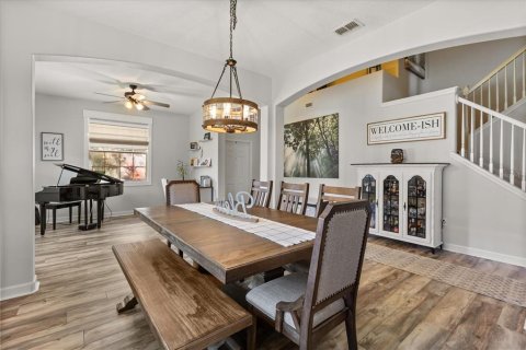 Villa ou maison à vendre à Mount Dora, Floride: 5 chambres, 298.22 m2 № 1884967 - photo 12