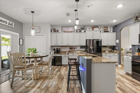Villa ou maison à vendre à Mount Dora, Floride: 5 chambres, 298.22 m2 № 1884967 - photo 3