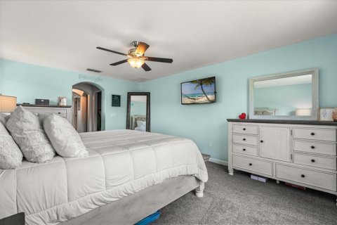 Villa ou maison à vendre à Mount Dora, Floride: 5 chambres, 298.22 m2 № 1884967 - photo 19