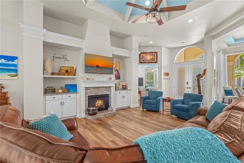 House in Ormond Beach, Florida 4 bedrooms, 237.92 sq.m. № 2283523 - photo 9