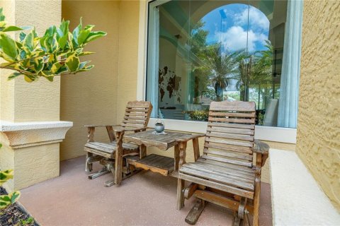 House in Ormond Beach, Florida 4 bedrooms, 237.92 sq.m. № 2283523 - photo 5