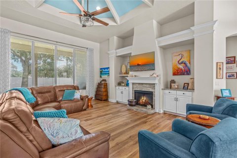 House in Ormond Beach, Florida 4 bedrooms, 237.92 sq.m. № 2283523 - photo 8