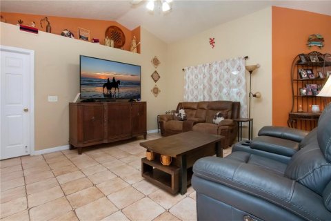 House in Wimauma, Florida 3 bedrooms, 158.31 sq.m. № 1784752 - photo 13