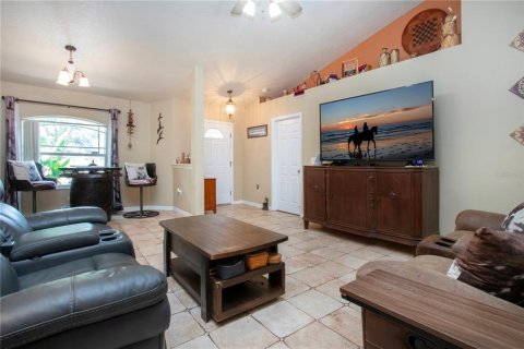 House in Wimauma, Florida 3 bedrooms, 158.31 sq.m. № 1784752 - photo 15