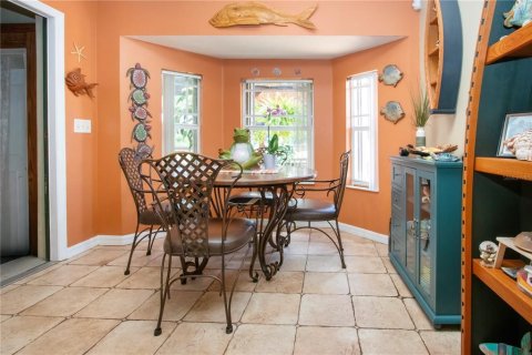 House in Wimauma, Florida 3 bedrooms, 158.31 sq.m. № 1784752 - photo 19