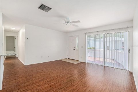 Villa ou maison à vendre à Palm Harbor, Floride: 2 chambres, 92.9 m2 № 1837395 - photo 14