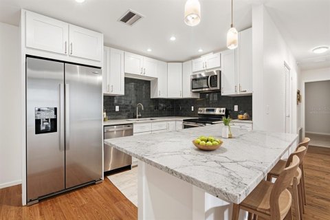 Villa ou maison à vendre à Palm Harbor, Floride: 2 chambres, 92.9 m2 № 1837395 - photo 10