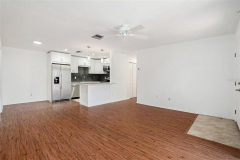 Villa ou maison à vendre à Palm Harbor, Floride: 2 chambres, 92.9 m2 № 1837395 - photo 7
