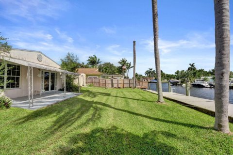 Villa ou maison à vendre à Hollywood, Floride: 3 chambres, 121.14 m2 № 2413294 - photo 9