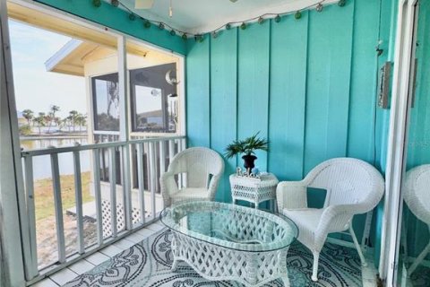 Condo in Placida, Florida, 2 bedrooms  № 1563027 - photo 5