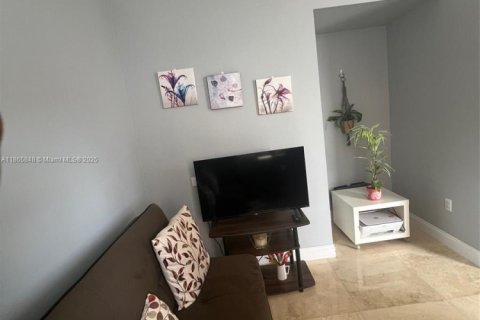 Copropriété à vendre à Coral Gables, Floride: 3 chambres, 124.21 m2 № 1896694 - photo 29