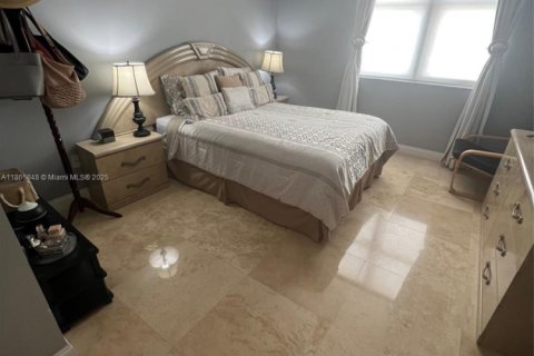 Copropriété à vendre à Coral Gables, Floride: 3 chambres, 124.21 m2 № 1896694 - photo 13