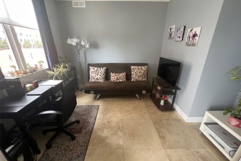 Copropriété à vendre à Coral Gables, Floride: 3 chambres, 124.21 m2 № 1896694 - photo 28