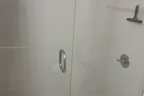 Copropriété à vendre à Coral Gables, Floride: 3 chambres, 124.21 m2 № 1896694 - photo 24