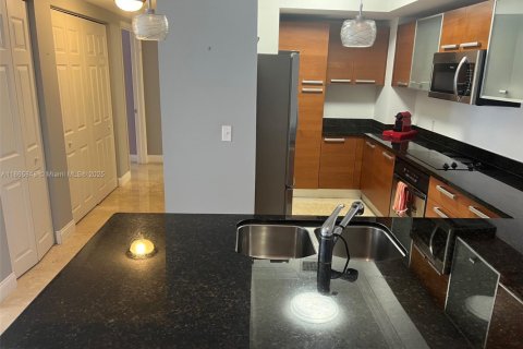 Copropriété à vendre à Coral Gables, Floride: 3 chambres, 124.21 m2 № 1896694 - photo 7