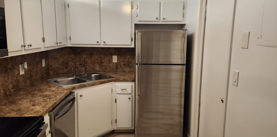 Condominio en Oakland Park, Florida, 1 dormitorio № 1228573