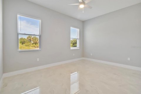 Casa en venta en Port Charlotte, Florida, 3 dormitorios, 168.15 m2 № 2218478 - foto 5