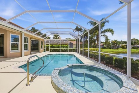 Villa ou maison à vendre à University Park, Floride: 3 chambres, 289.76 m2 № 2220709 - photo 4