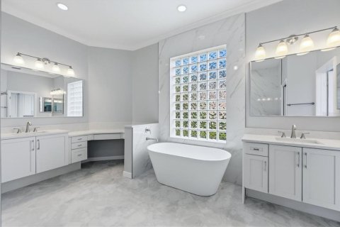 Villa ou maison à vendre à University Park, Floride: 3 chambres, 289.76 m2 № 2220709 - photo 26